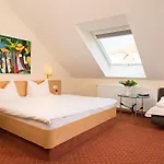 Heuboden 3* Umkirch